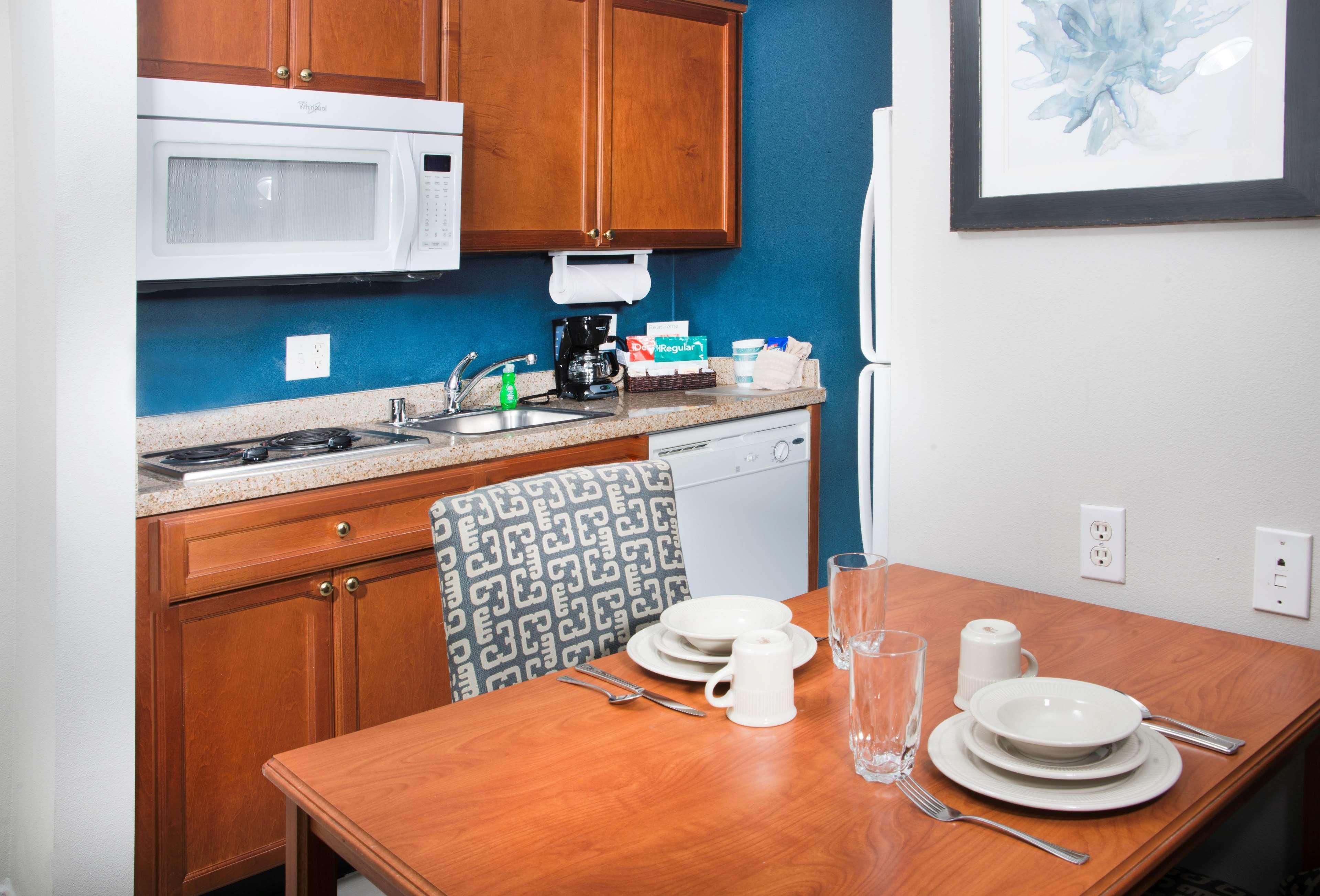 Homewood Suites By Hilton Ontario רנצ'ו קוקמונגה מראה חיצוני תמונה
