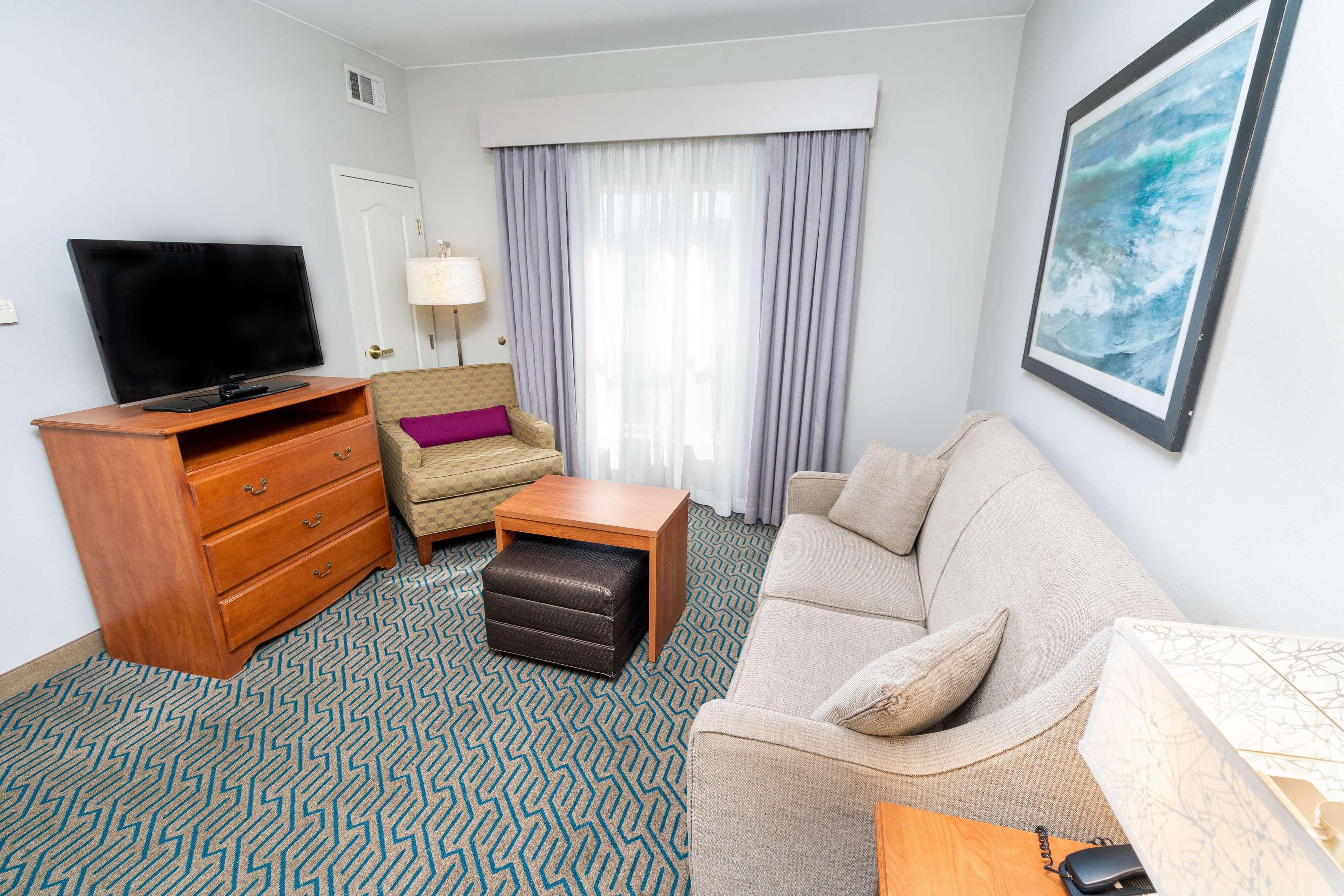 Homewood Suites By Hilton Ontario רנצ'ו קוקמונגה מראה חיצוני תמונה