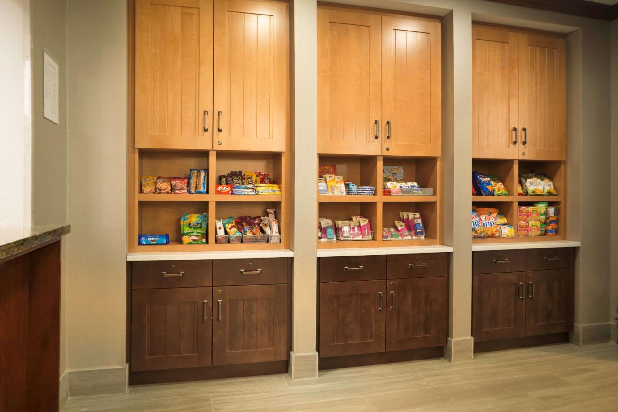 Homewood Suites By Hilton Ontario רנצ'ו קוקמונגה מראה חיצוני תמונה