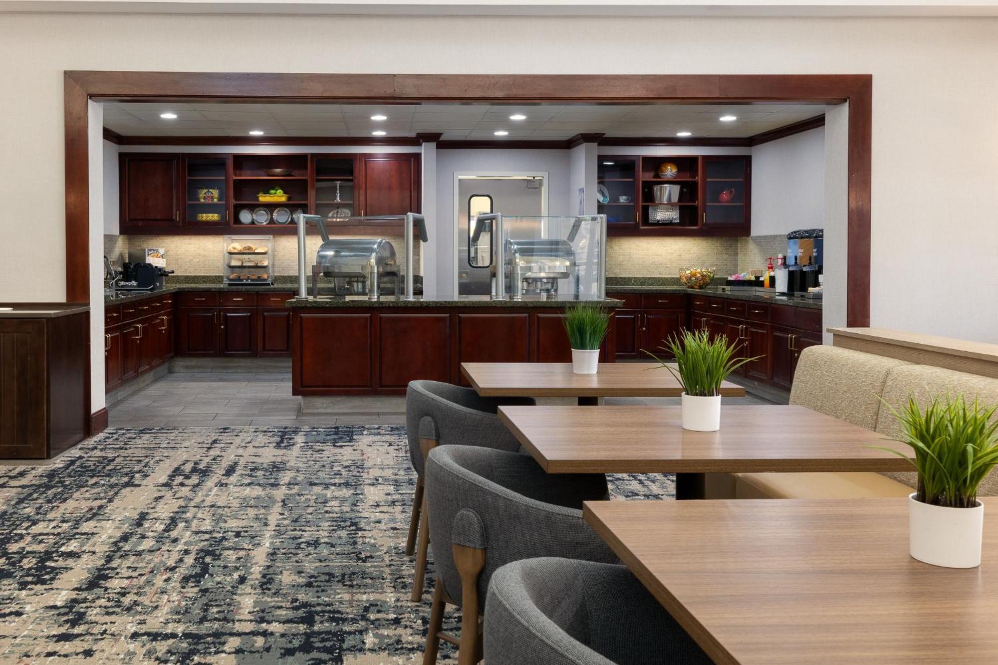 Homewood Suites By Hilton Ontario רנצ'ו קוקמונגה מראה חיצוני תמונה