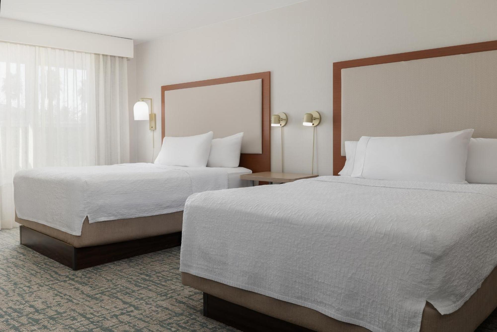 Homewood Suites By Hilton Ontario רנצ'ו קוקמונגה מראה חיצוני תמונה