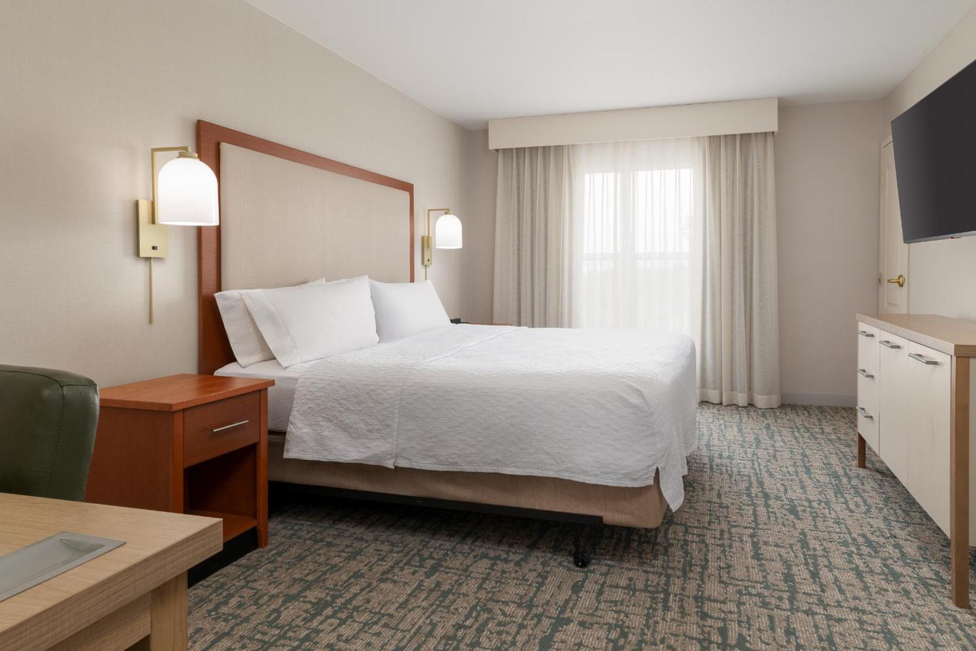 Homewood Suites By Hilton Ontario רנצ'ו קוקמונגה מראה חיצוני תמונה