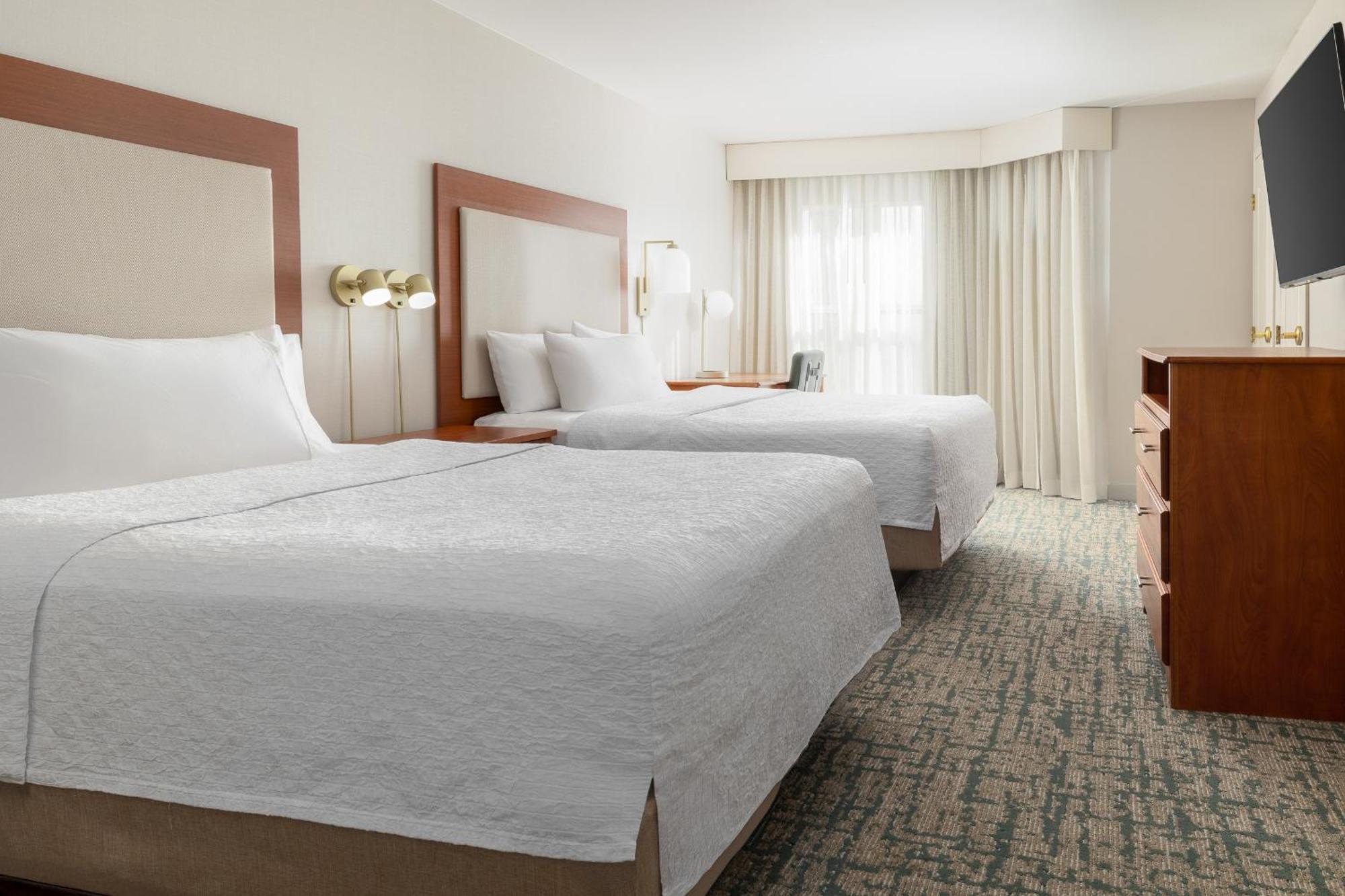 Homewood Suites By Hilton Ontario רנצ'ו קוקמונגה מראה חיצוני תמונה
