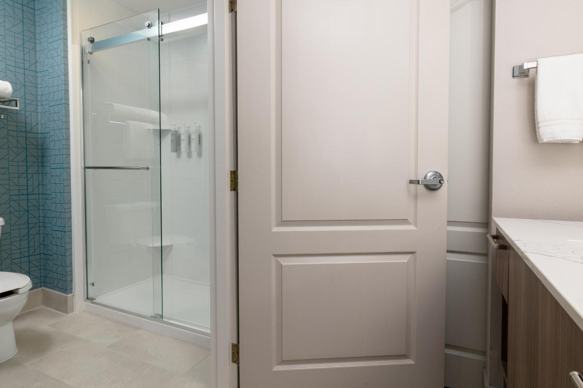 Homewood Suites By Hilton Ontario רנצ'ו קוקמונגה מראה חיצוני תמונה