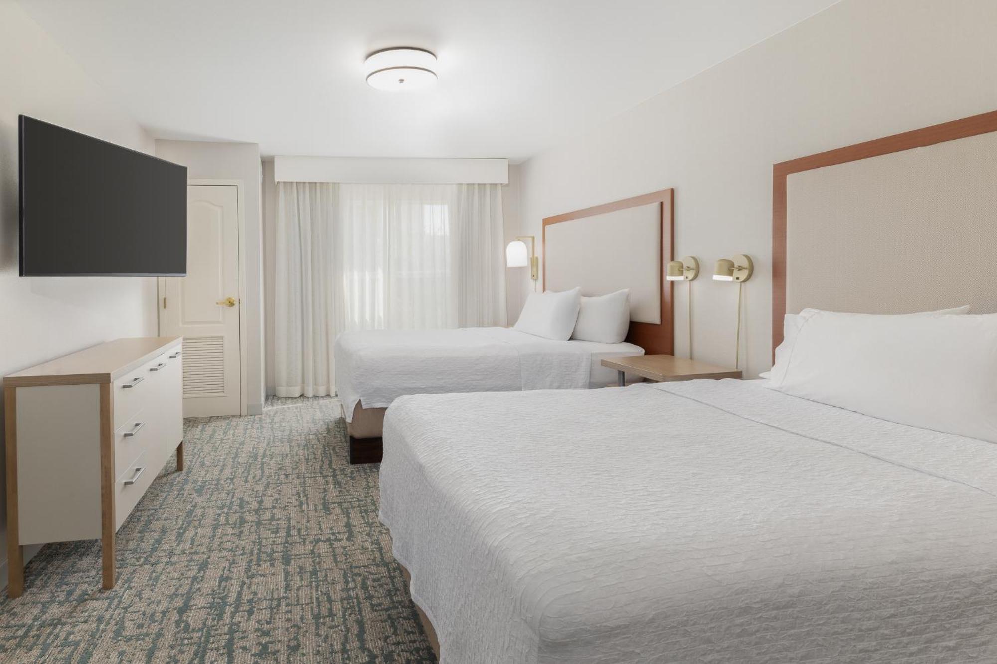 Homewood Suites By Hilton Ontario רנצ'ו קוקמונגה מראה חיצוני תמונה
